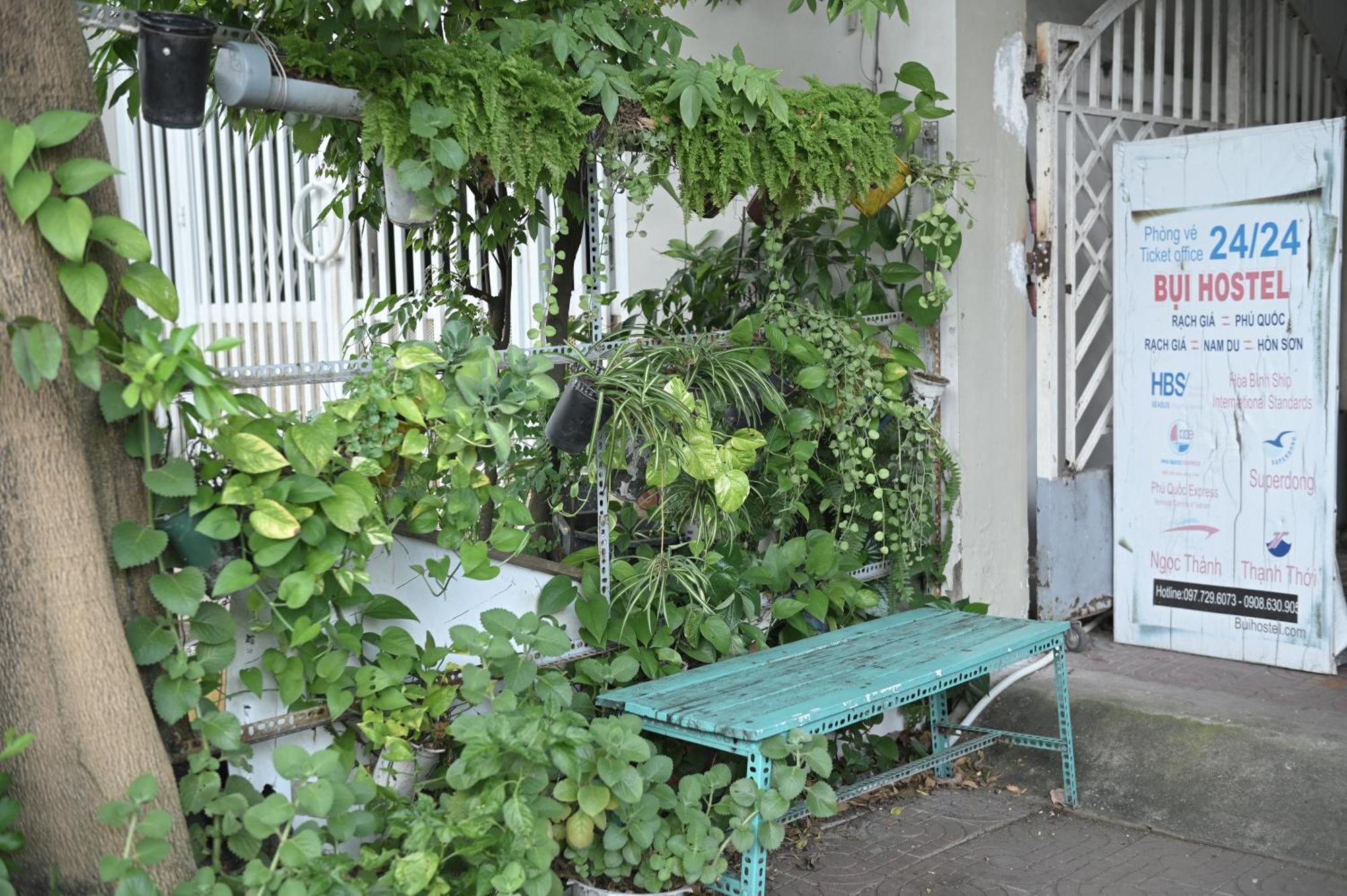 Khách Sạn Bụi Rạch Giá Exterior foto